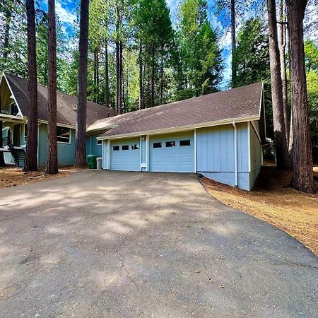 Cabin In The Trees-Game Room Pollock Pines 外观 照片